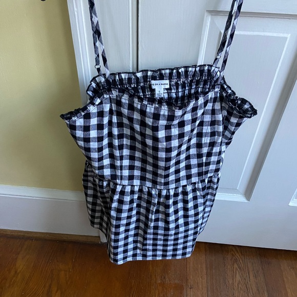 Black and white checkered, spaghetti strap, cotton top. L. - Picture 3 of 4